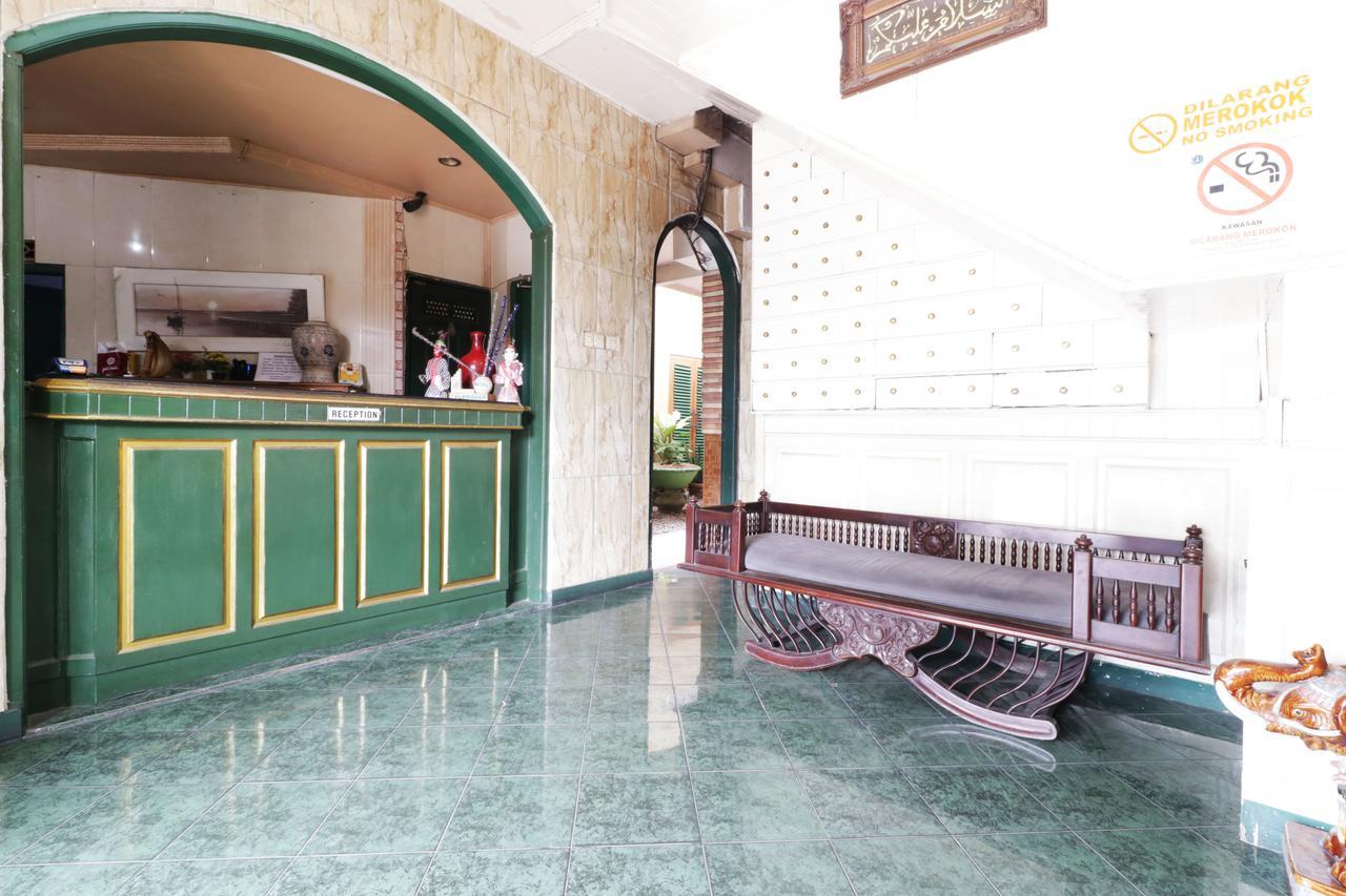 Hotel Alamanda Jacarta Exterior foto